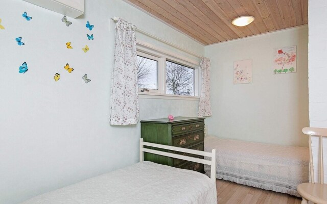 5 Person Holiday Home in Hals