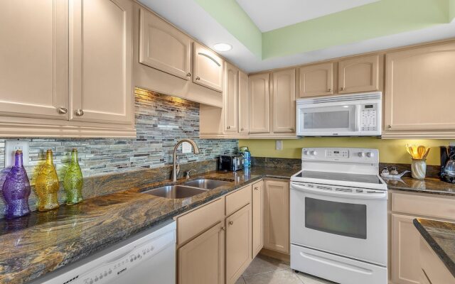 Seaspray Riverside 214