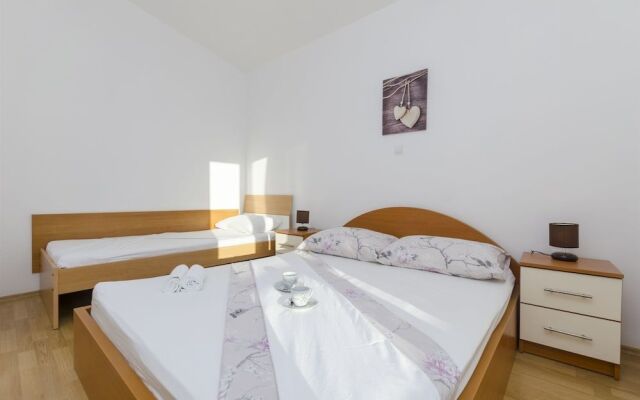 Apartments Srecko