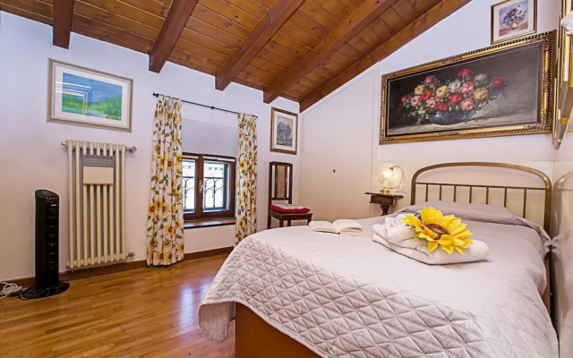 Residenza Rocca del Lago 2