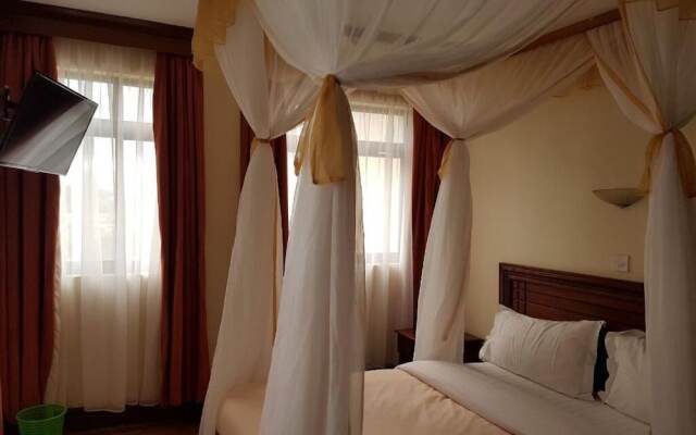 Maxoil Hotel