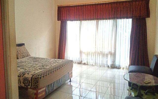 Aryani Suites