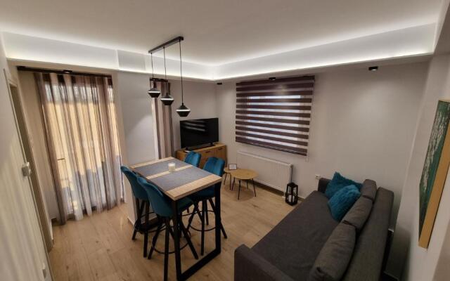 Larisa Hospitality I - Roof Top apartment