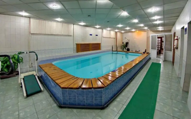 Silk Road Lodge