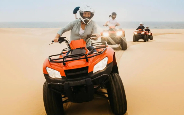 The Family Entertainer - with sweeping water views