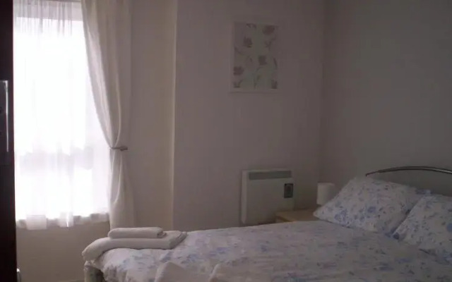 Millennium Quay Apartment