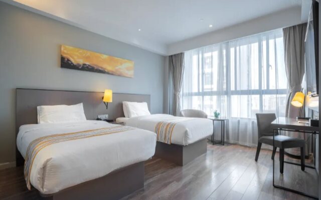 Home Inn Plus (Hefei South High-speed Railway Station Ningguo Road Lei Street)