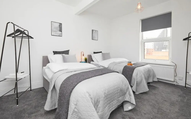 Your Sheffield Stays - Spacious 5 Bedroom House