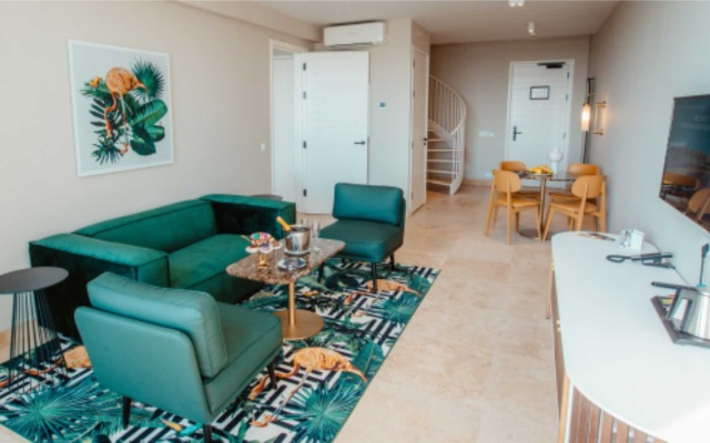 Mangrove Beach Corendon Curacao All-Inclusive Resort, Curio by Hilton