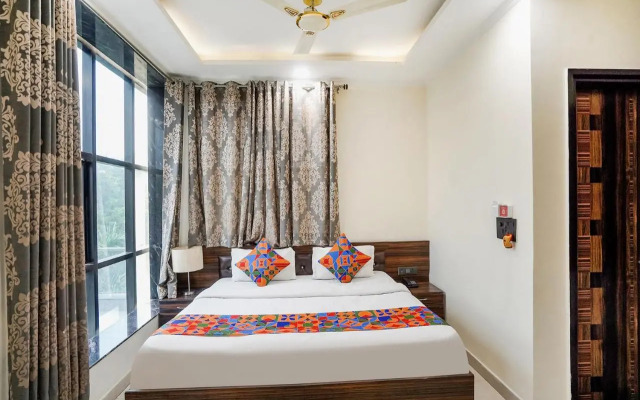 Yoyo Rooms Near Saphire International School Sector 70