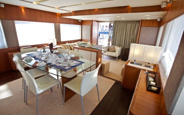 Italy Luxury Yacht Charter