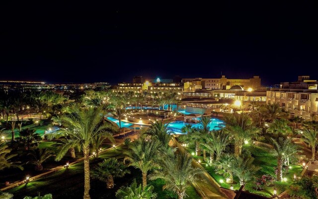 Fort Arabesque Resort, Spa & Villas