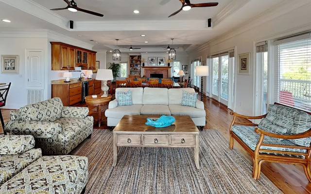 5 Oclock Somewhere by Tybee Vacation Rentals