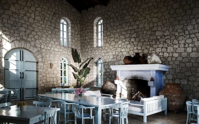 Manastir Alacati Hotel