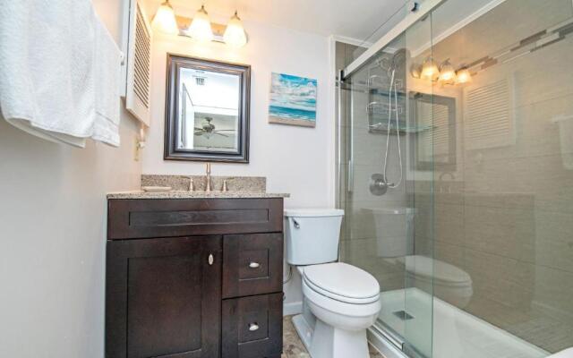 1206 Courtyard Villa 2nd Fl S