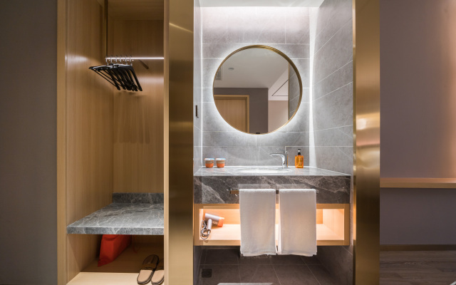 Orange Hotel (Jiaxing Nanhu Wanda Plaza)