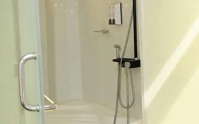 Dhe Jomels Hotel Siaya