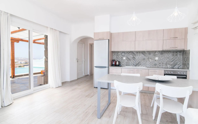 Villa Evi & Suites