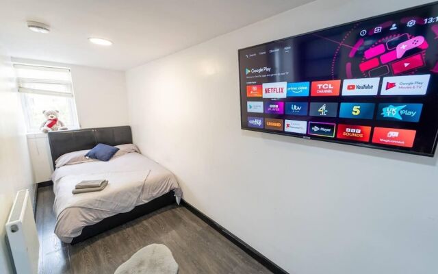 Studio Close to Selly Oak Train Station