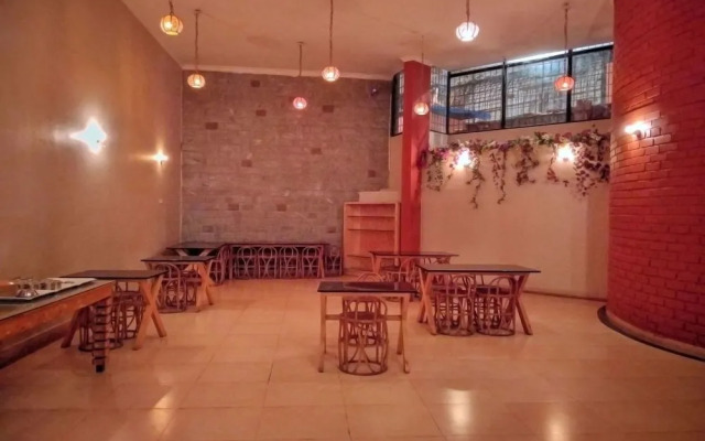 OYO 10135 Hotel Ecohaya