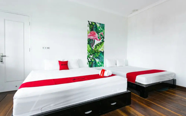 RedDoorz near Grojogan Sewu Tawangmangu