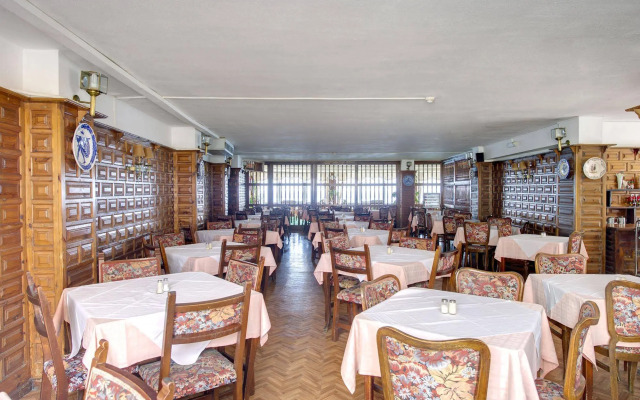 Silken Saaj Maar- Adults Only