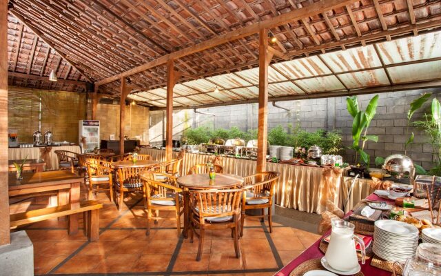 Summer Hills Hotel