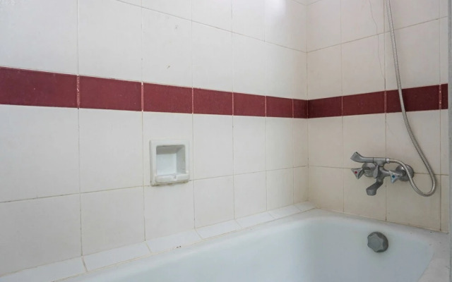 The Classic 2br Beverly Tower Apartment