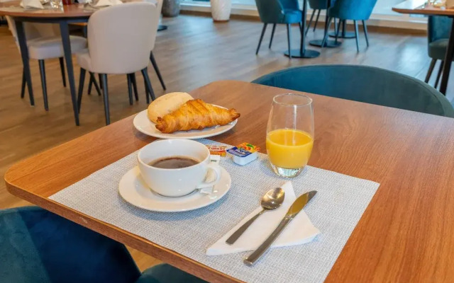 Quality Suites Choisy Orly Airport