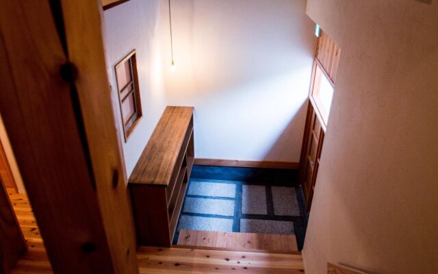 Hostel LnK (LODGING & KIN) - Hostel