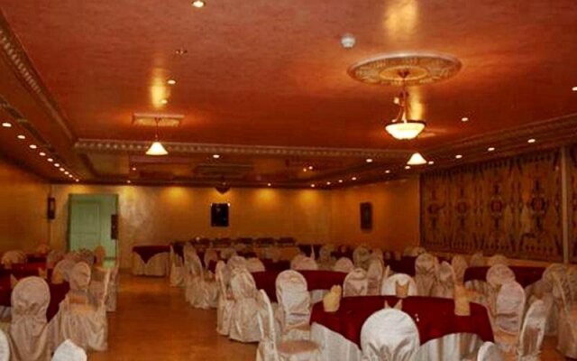 Al Yamama Hotel