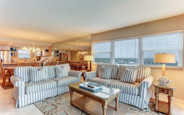 North End Corner Unit with View of the Ocean and Miles of Sandy Beach by RedAwning