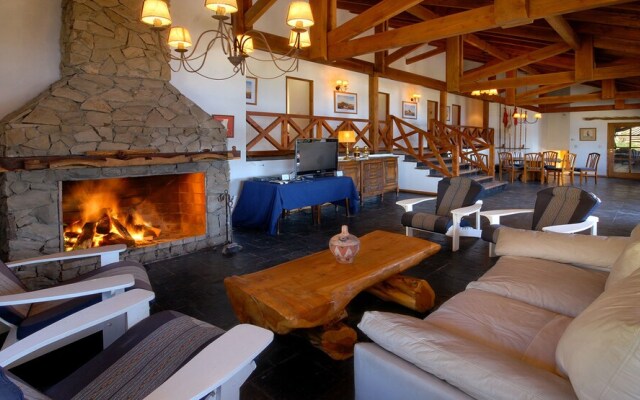 Fantastic 4Bedr Chalet Lake Views HV8