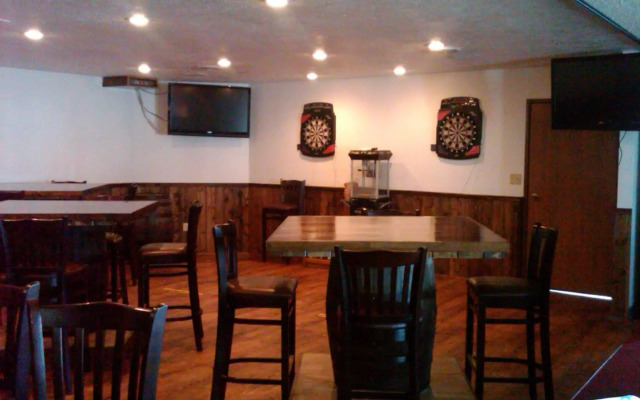 Boarders Inn & Suites by Cobblestone Hotels - Munising