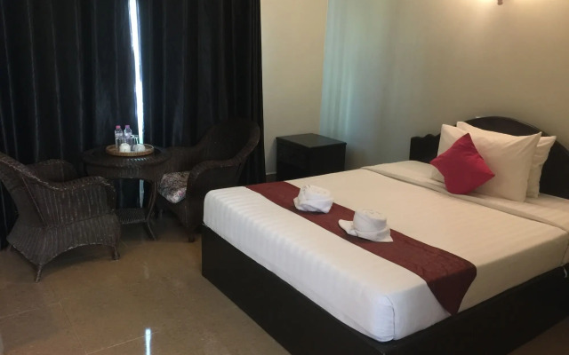 Central Night Hotel