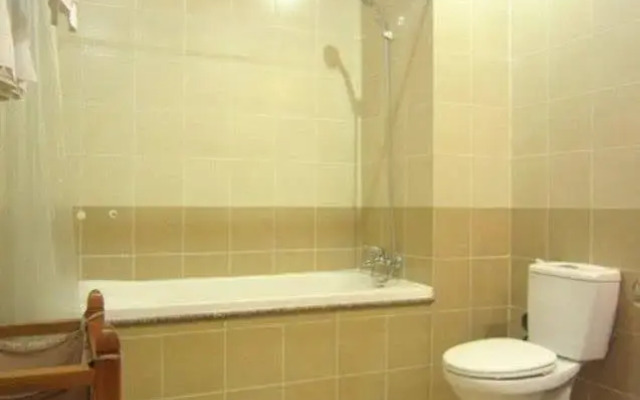 Lucky Star Hotel- Phu My Hung