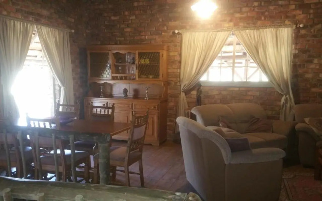 Marlothii Safari House
