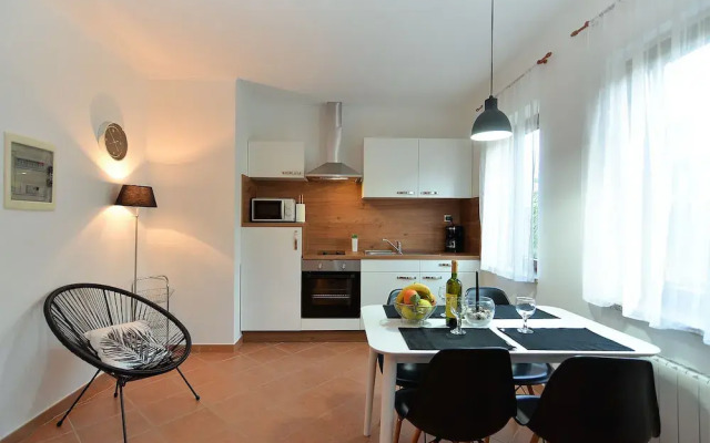 Apartment 1089