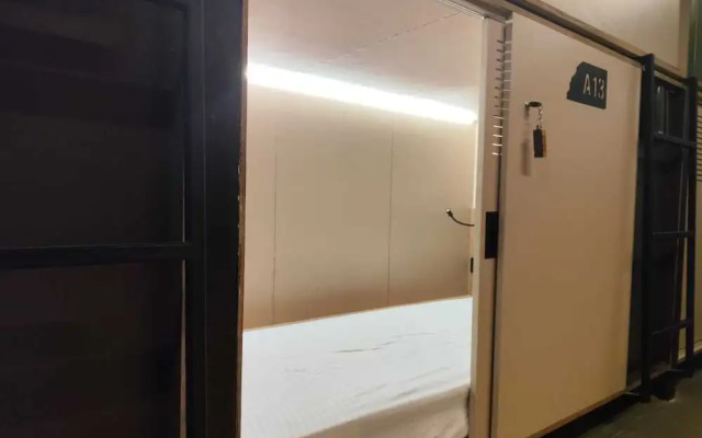 C2 Pods