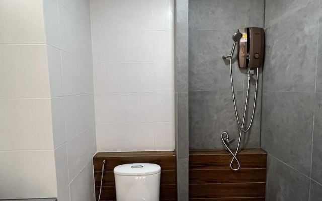 Phattharasaya Home