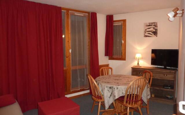 Lou Services Apartment THB51 LSI 001