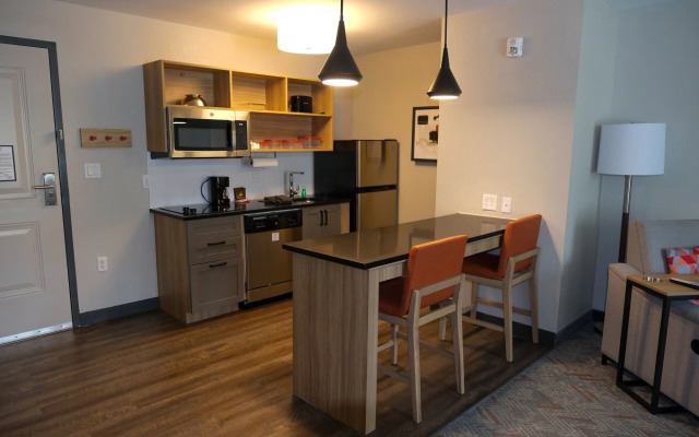 Candlewood Suites Ocala I-75 by IHG