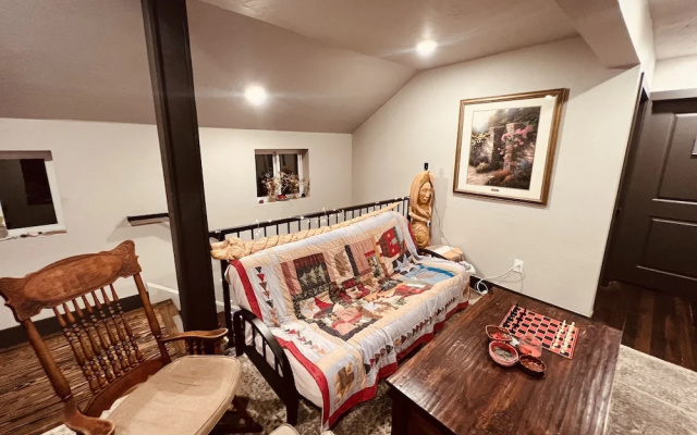 Treeline Hostel