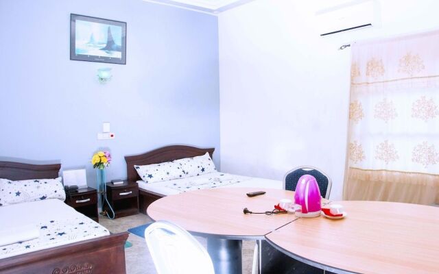 Nora Hotel