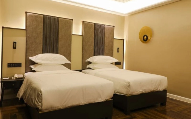 Jinjiang Metropolo Hotel Anqing High-speed Railway Station，Guangcai  7th street