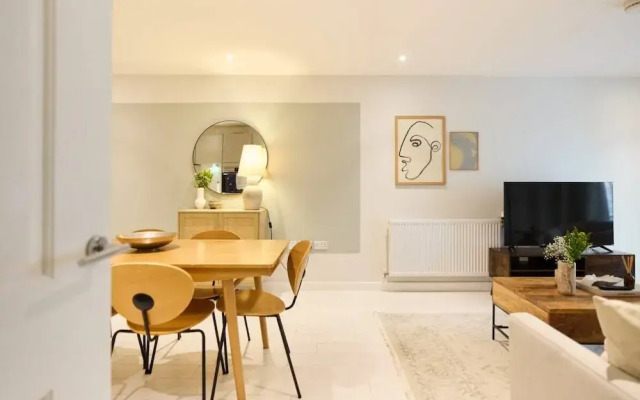 The River Lea Escape - Charming & Bright 2bdr Flat