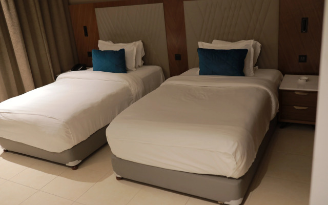 Ramee Palace Hotel