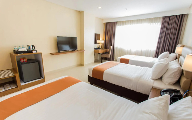 Royce Hotel & Casino