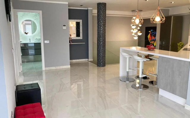 Luxury 2 bedroom apartment in Los Cristianos