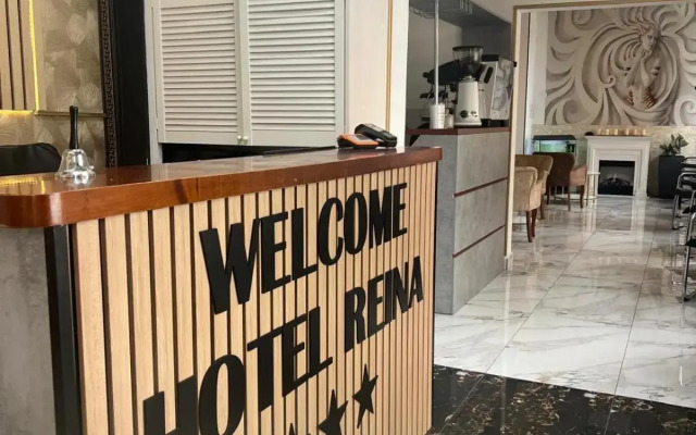Reina Hotel
